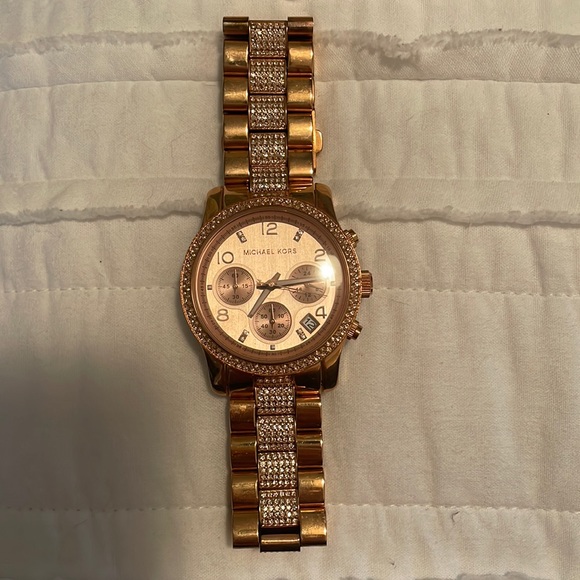 Michael Kors Rose Gold Watch - Picture 1 of 10